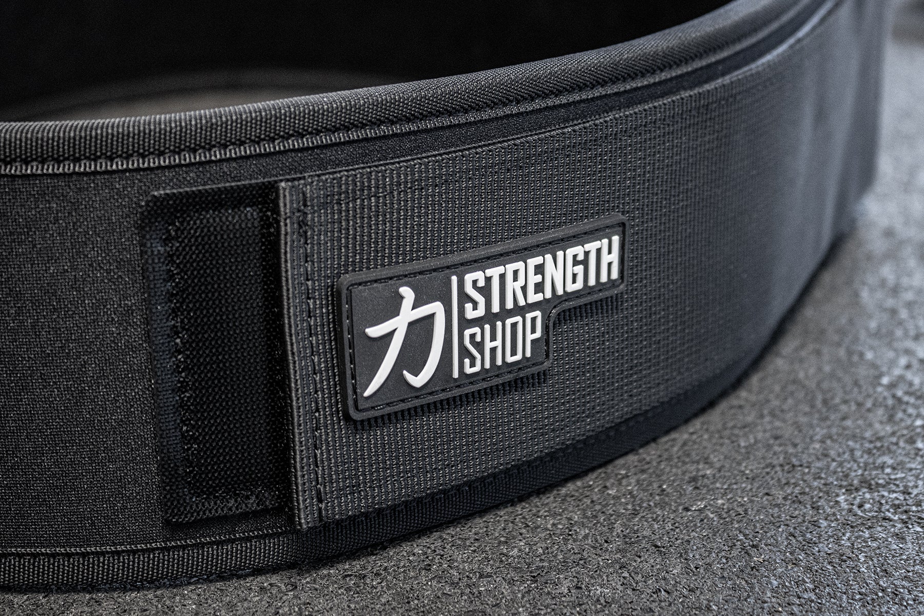 strength-shop-velcro-gewichtheberg-rtel-core-stabilit-t-und-r-ckenunterst-tzung image 3