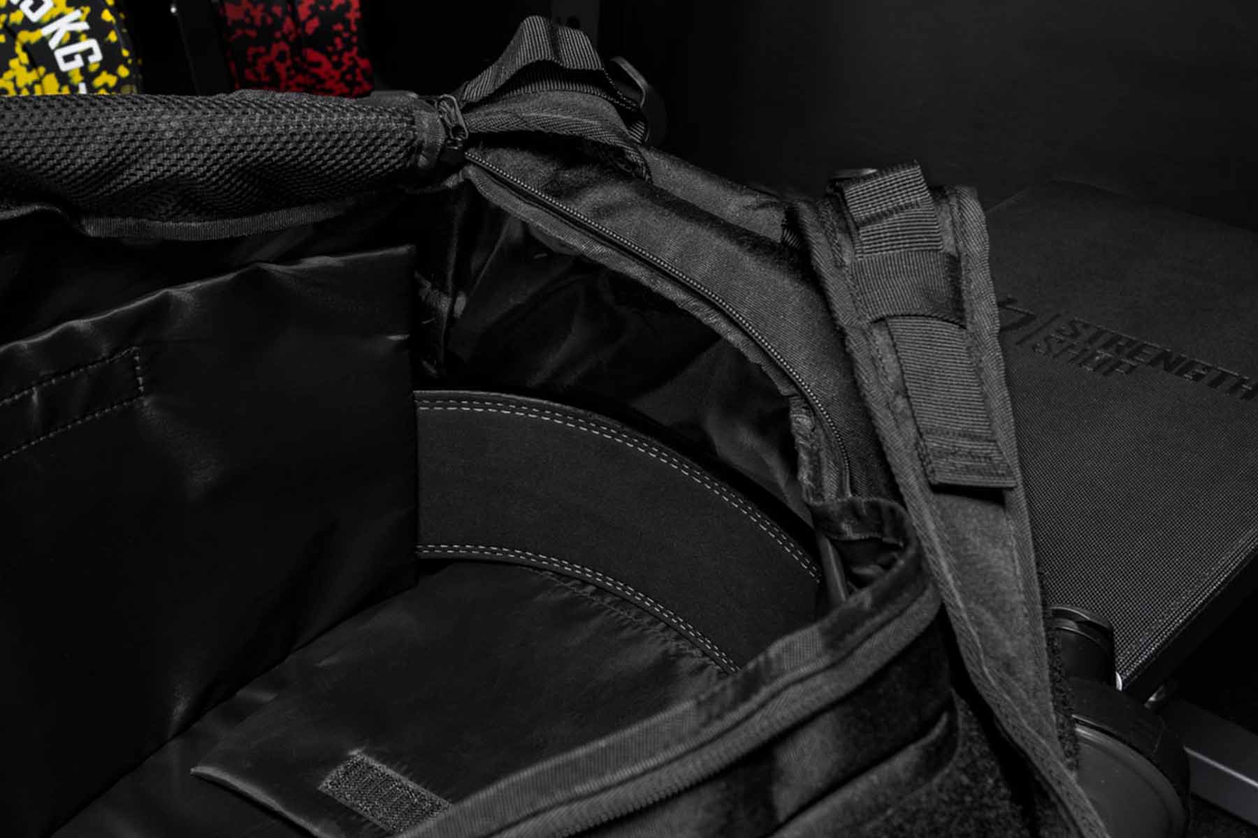 strength-shop-hybrid-duffel-backpack-sporttasche-mit-g-rtel-fach image 5