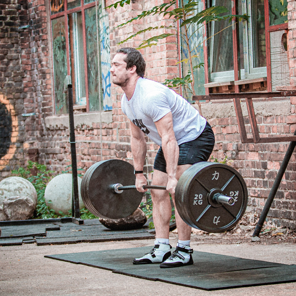strength-shop-bastard-deadlift-bar-kreuzhebe-langhantel-mit-schwarzem-chromschaf image 7