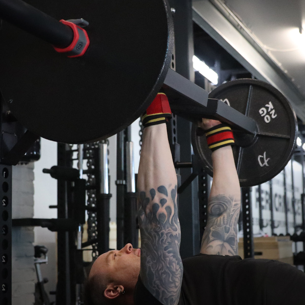 strength-shop-olympia-football-bar-spezial-langhantel-mit-neutralgriffen image 4