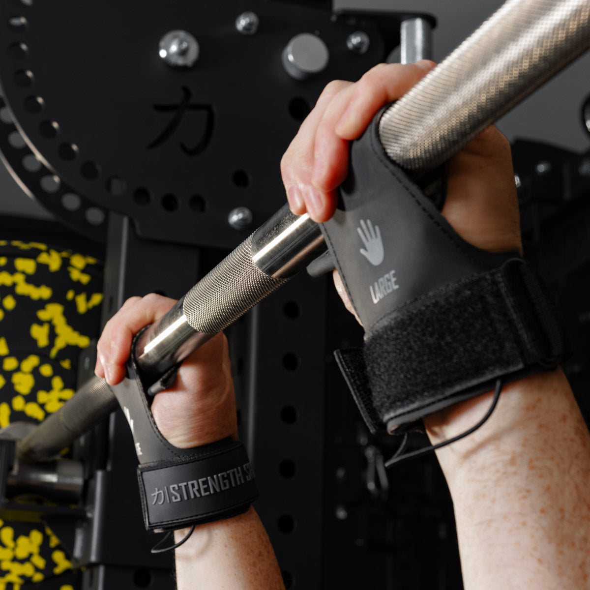 strength-shop-kevlar-lifting-grips-zughilfen-schwarz image 4