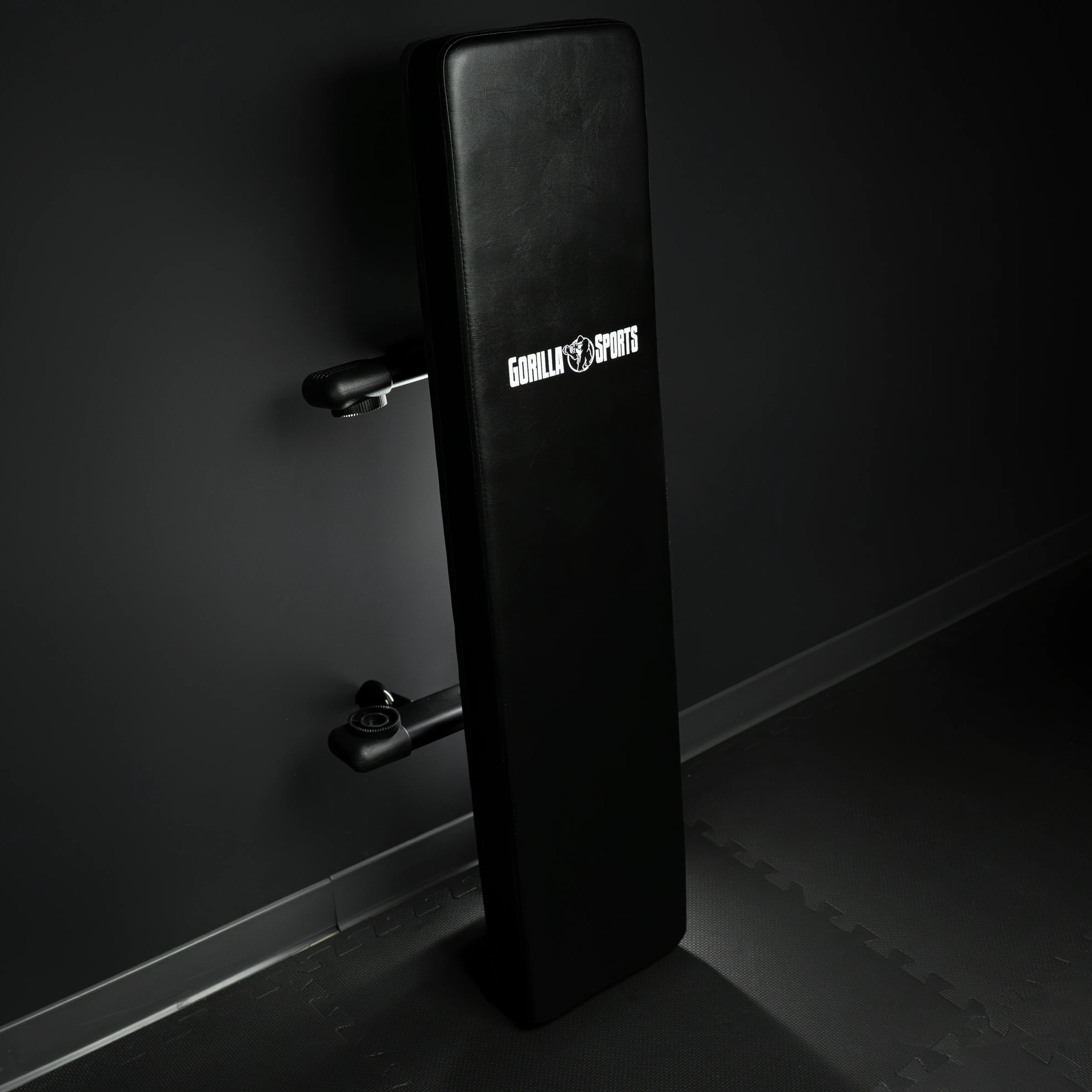 gorilla-sports-flachbank-klappbar-mit-tragegriff-bis-400-kg image 6