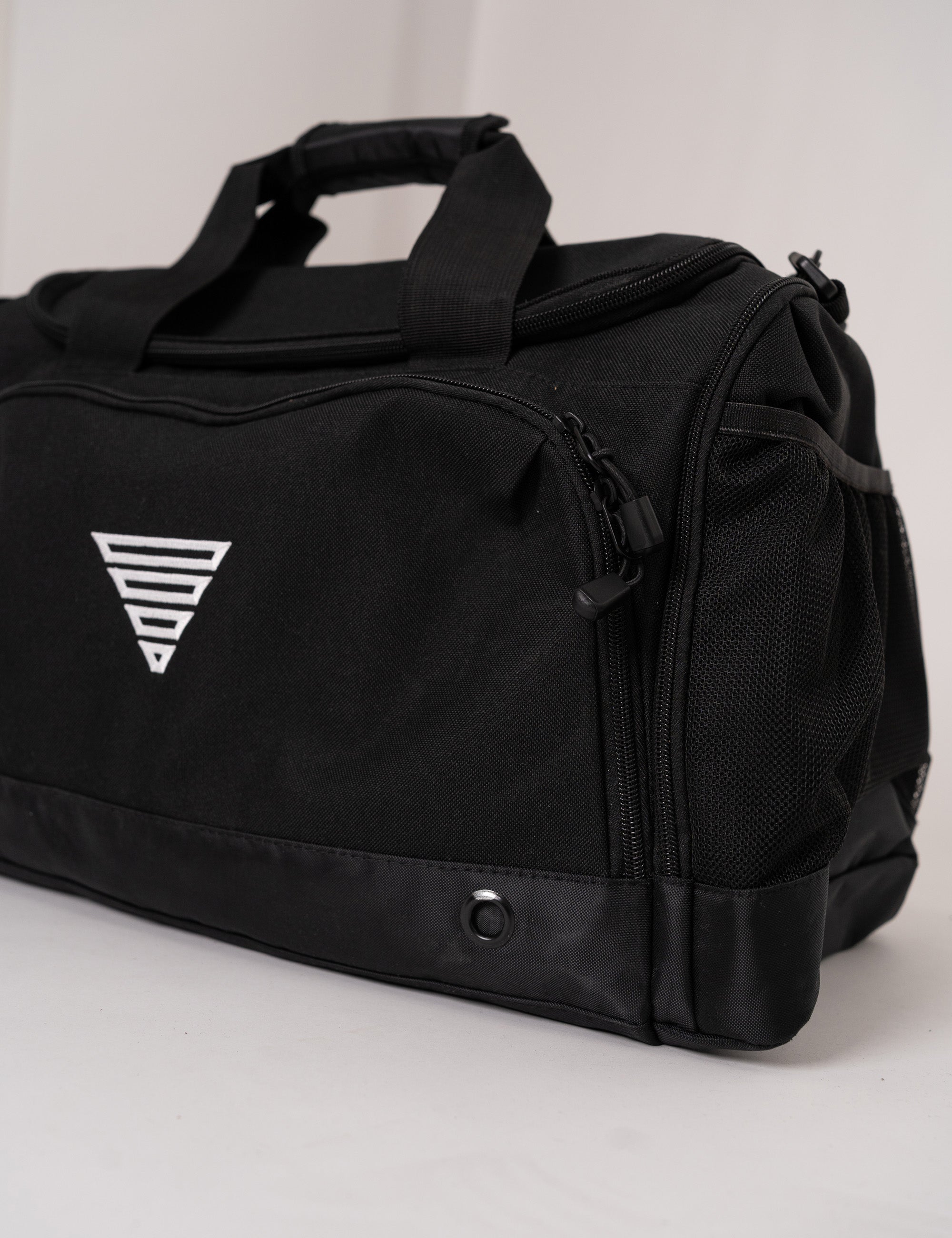 gornation-premium-sporttasche-2-0-robuste-trainingstasche-mit-schuhfach image 4