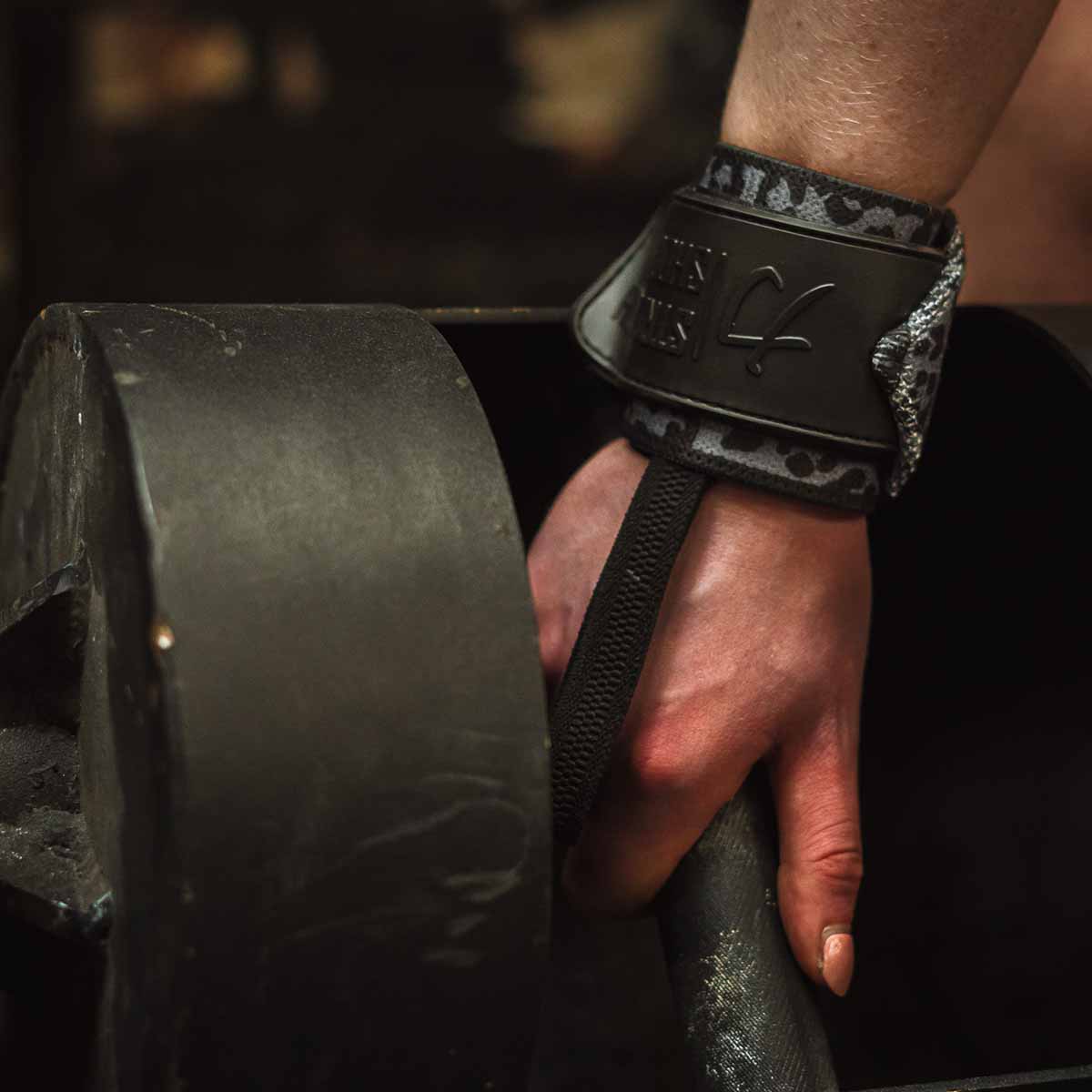 strength-shop-handgelenkbandagen-leicht-dark-leo-1-paar-ipf-zertifiziert image 7