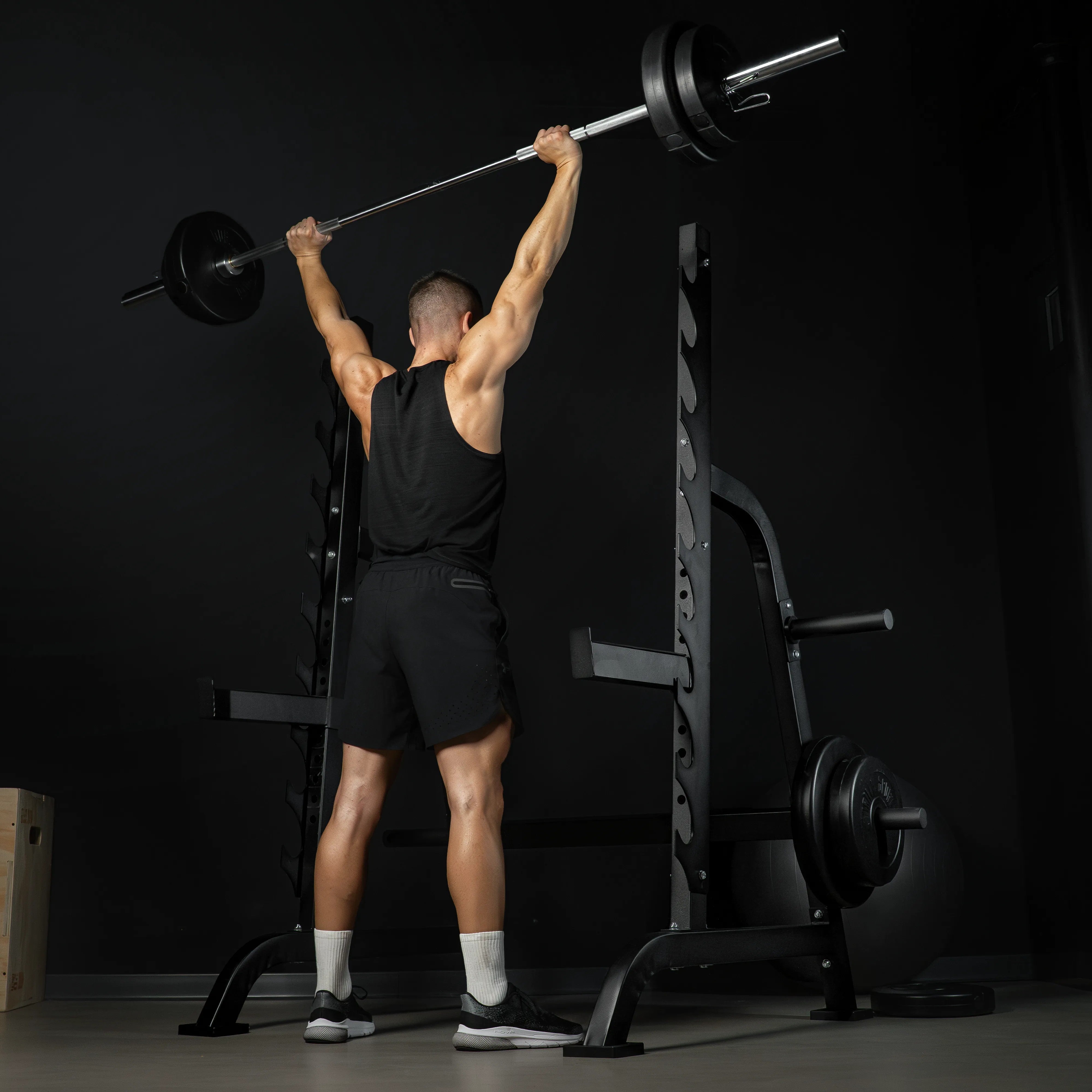 gorilla-sports-squat-rack-inkl-safety-ablagen image 7