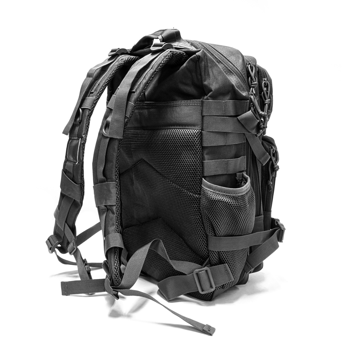 strength-shop-trainingsrucksack-2-0-schwarz-patches image 4