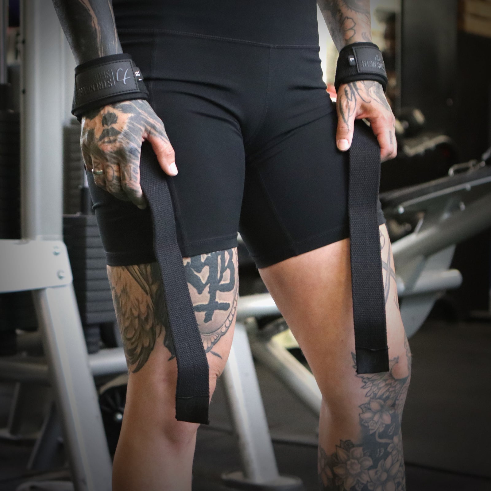 strength-shop-stealth-black-pro-lifting-straps-50cm-oder-65cm image 7