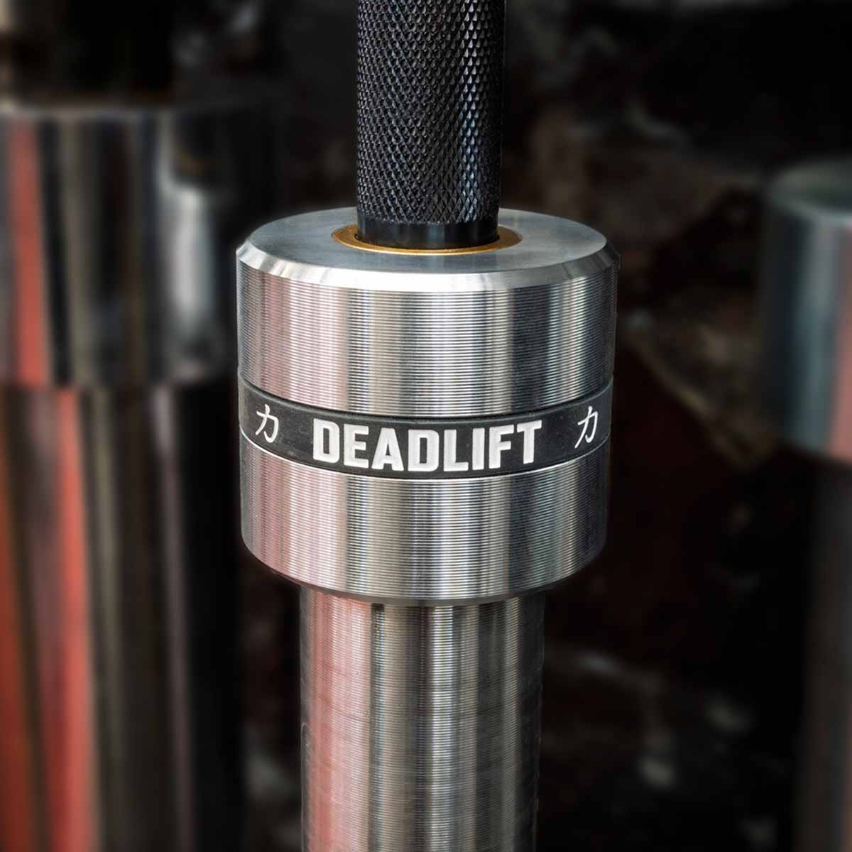 strength-shop-bastard-deadlift-bar-kreuzhebe-langhantel-mit-schwarzem-chromschaf image 8