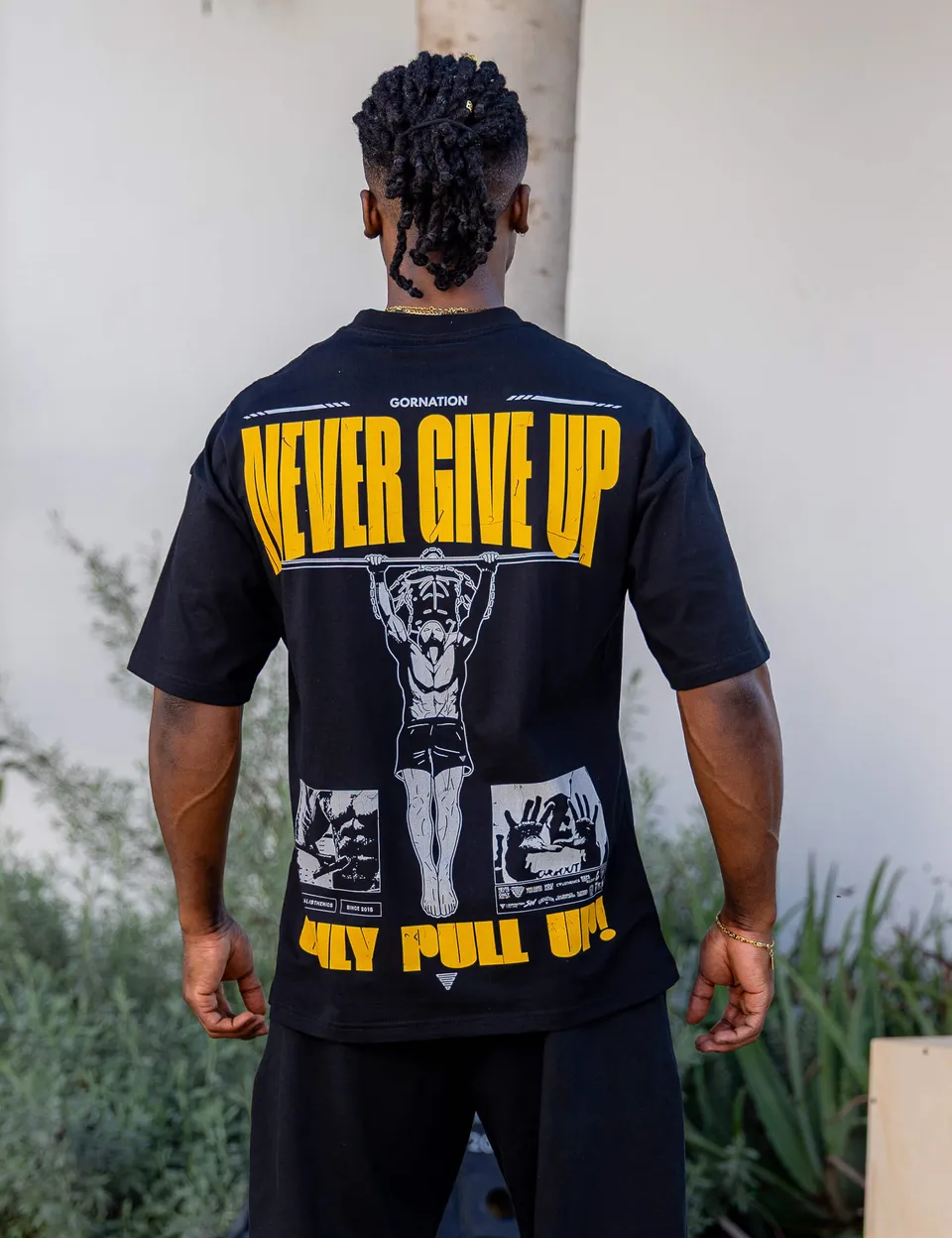 gornation-never-give-up-oversized-t-shirt-limited-edition image 1