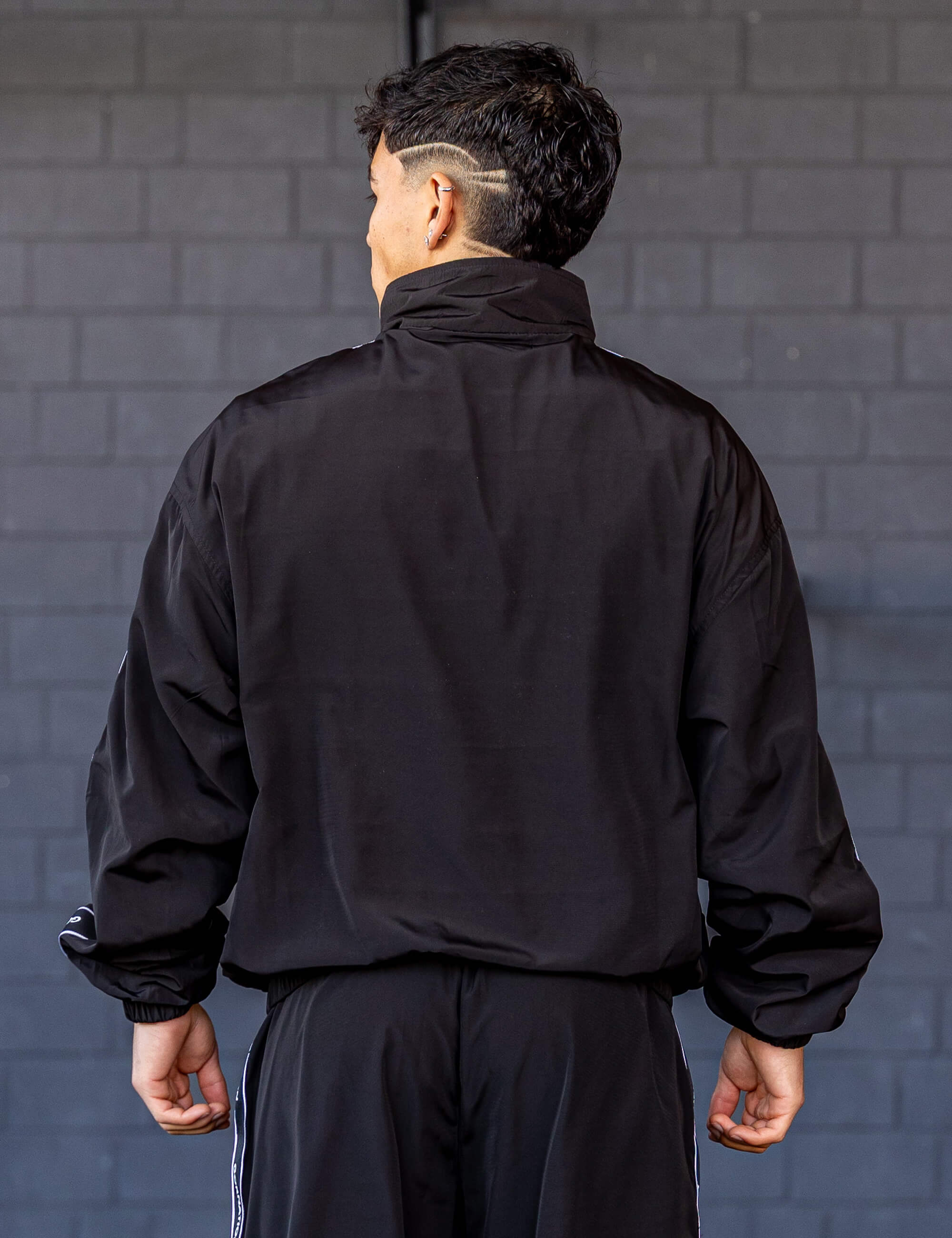 gornation-tracksuit-jacke-streetwear-trainingsjacke-mit-seitenstreifen image 2