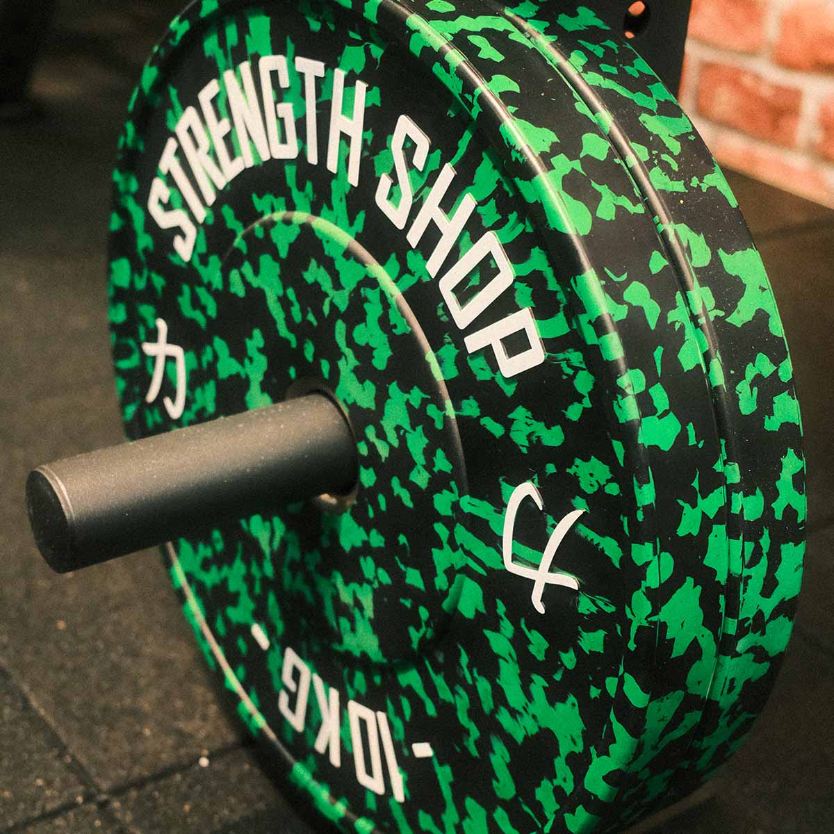 strength-shop-fleck-gummi-bumper-plate-hantelscheibe-5kg-25kg image 7