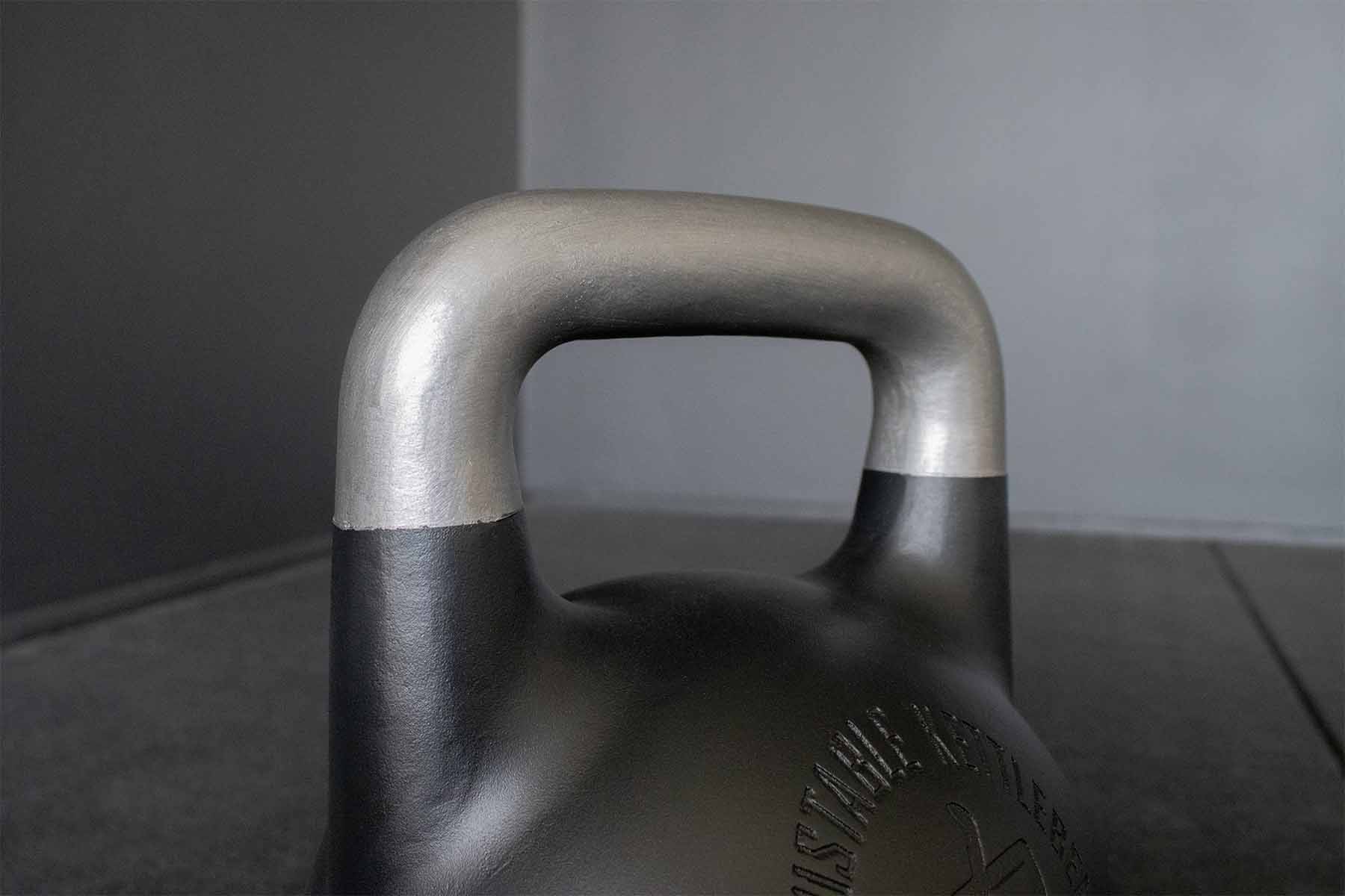 strength-shop-beladbare-kettlebell-12-kg-32-kg-wettkampf-standard image 3