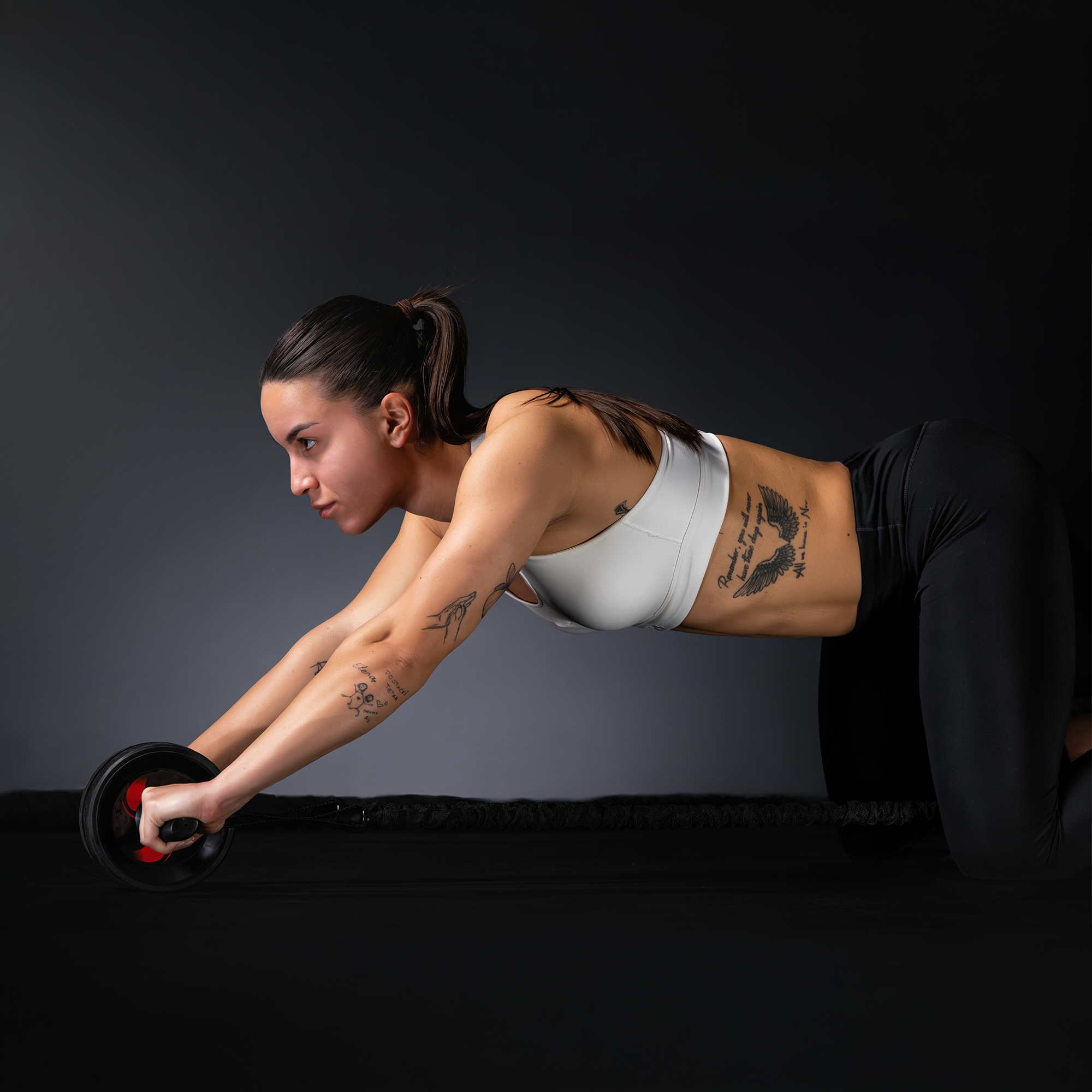 gorilla-sports-ab-roller-set-mit-kniematten-springseil-und-liegest-tzgriffen image 8