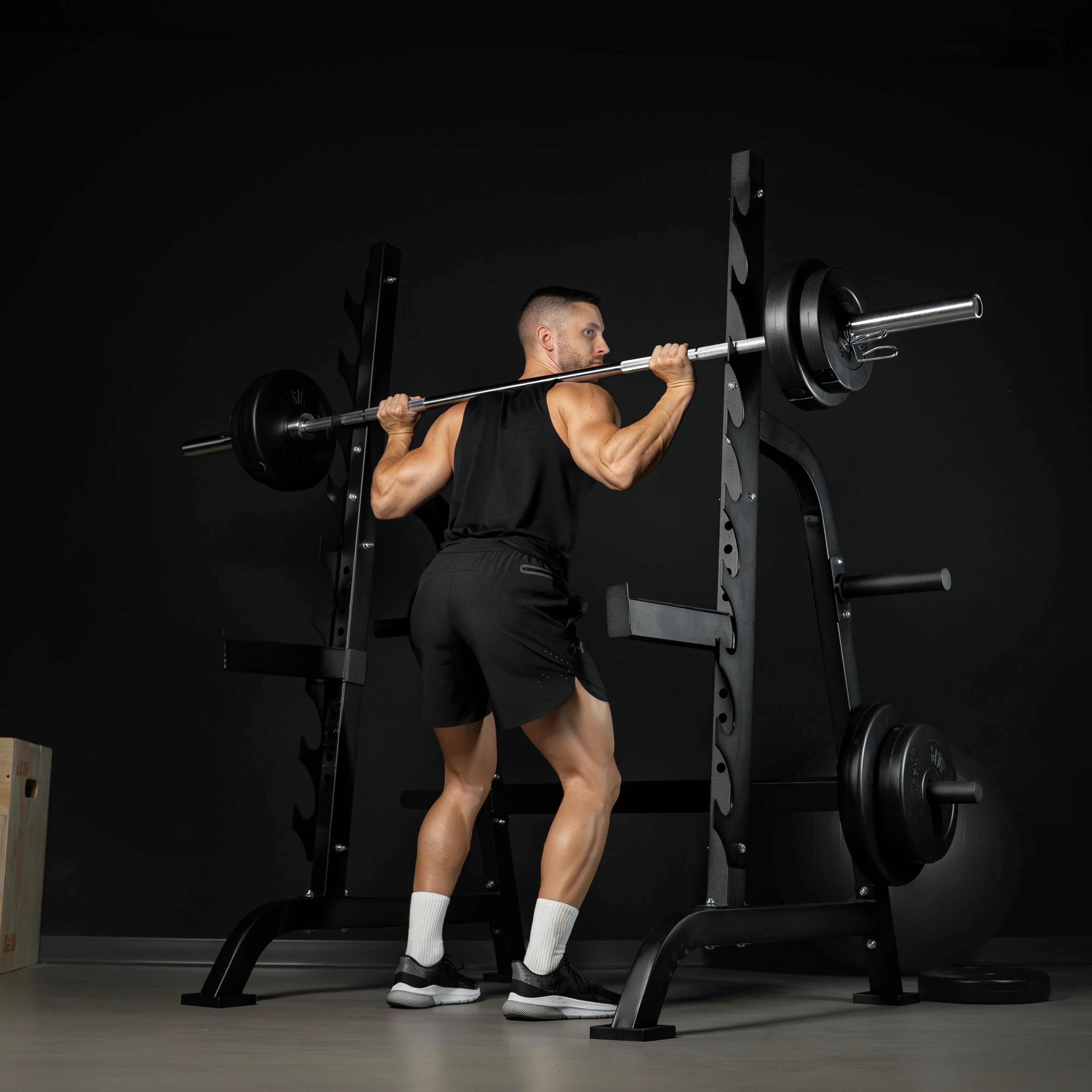 gorilla-sports-squat-rack-inkl-safety-ablagen image 8