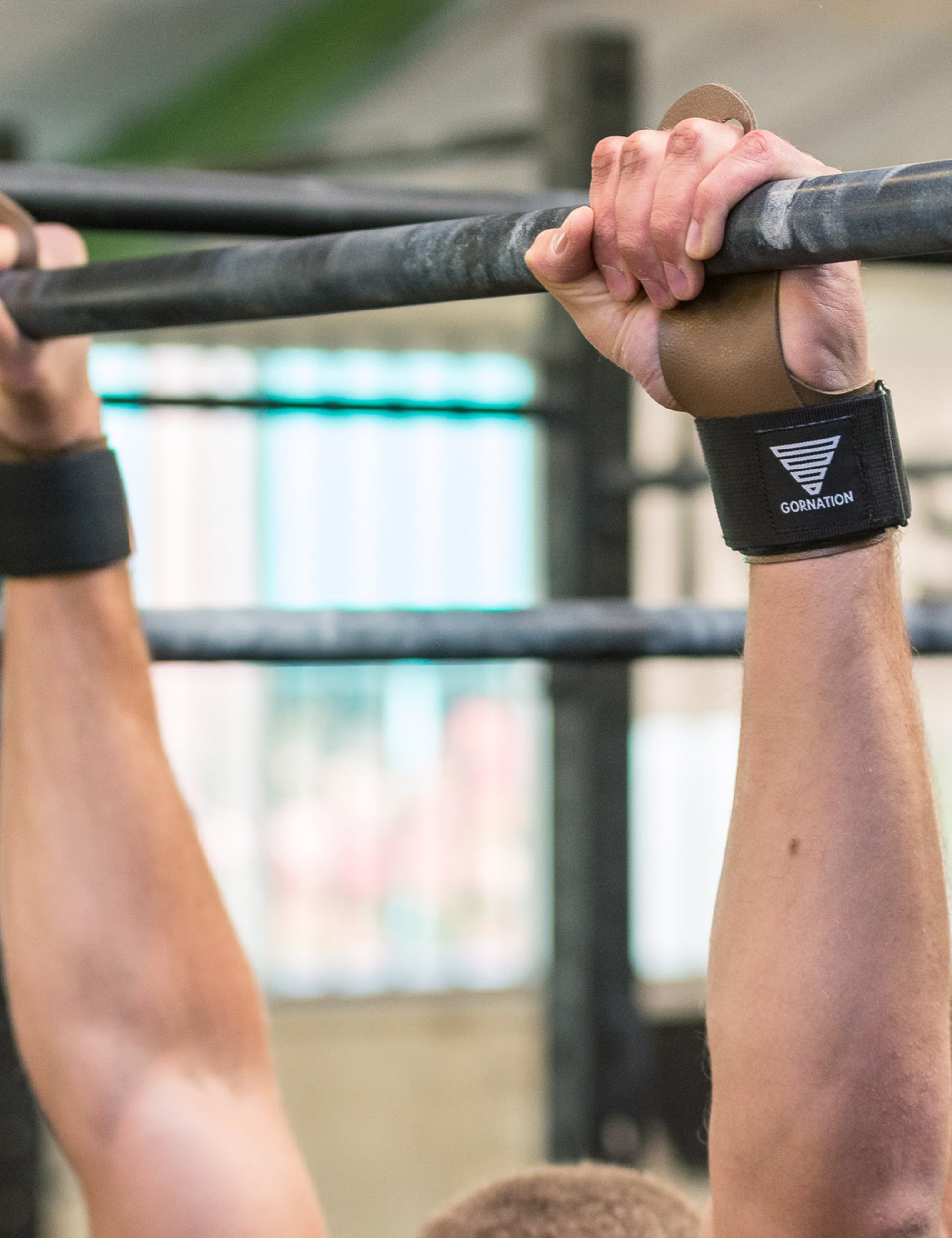 gornation-workout-hand-grips-leder-griffschutz-mit-handgelenkbandage image 3