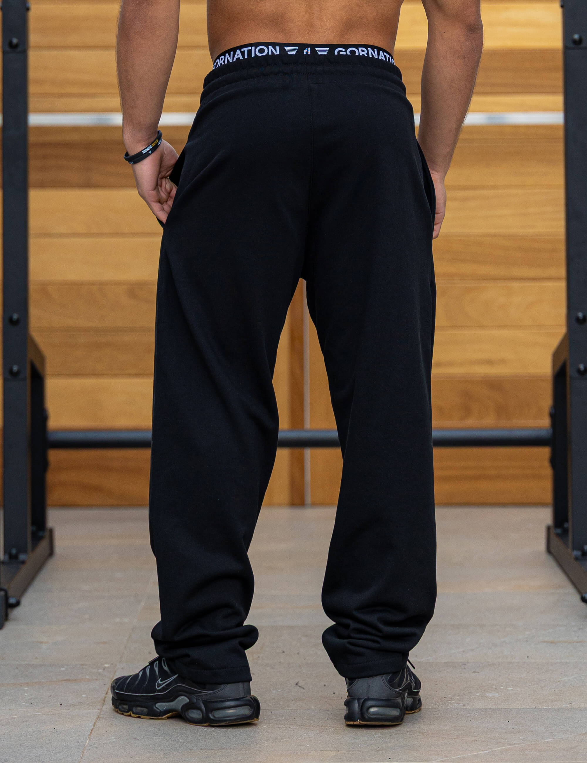 gornation-straight-leg-jogginghose-gerader-schnitt-mit-seitentaschen image 2