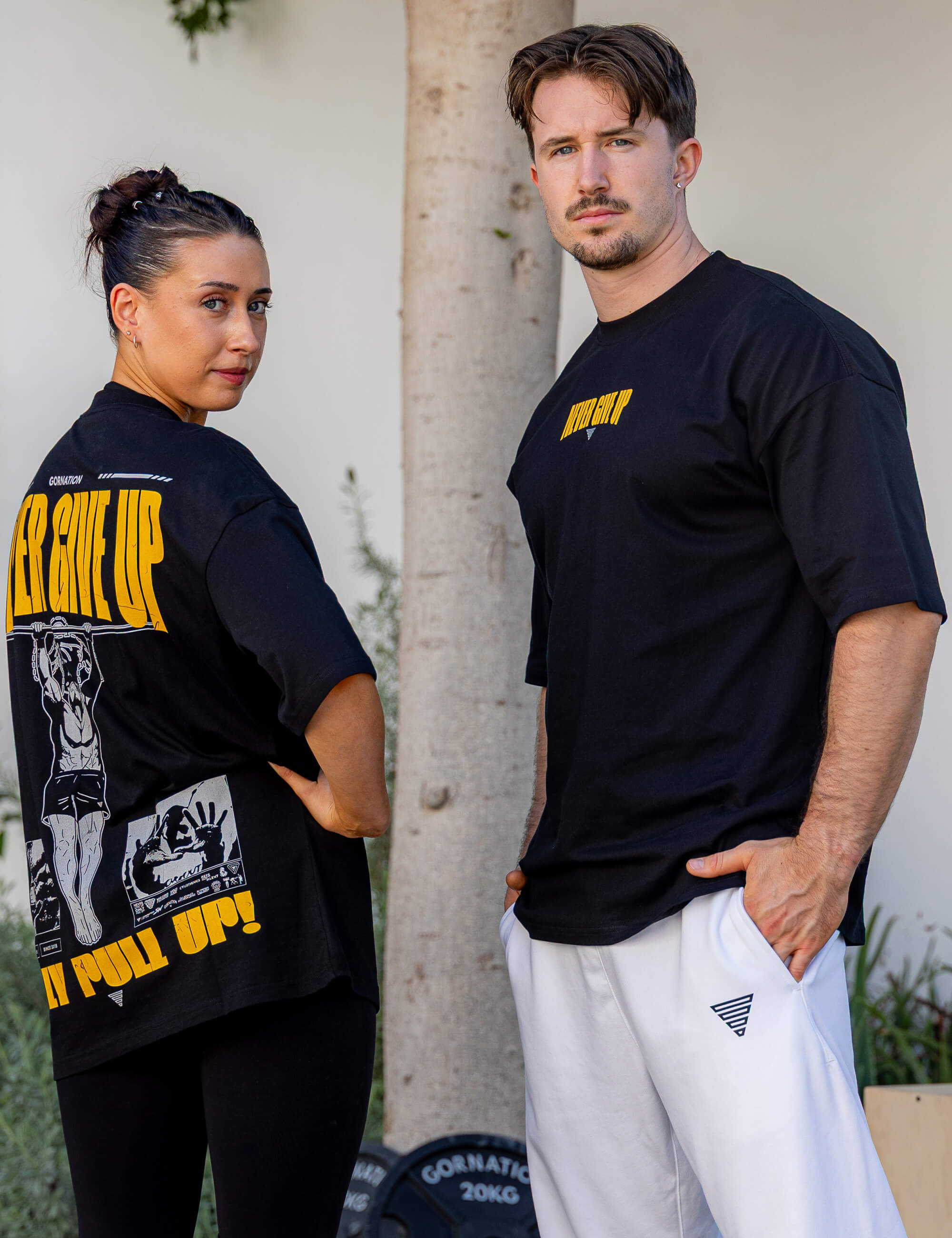 gornation-never-give-up-oversized-t-shirt-limited-edition image 3